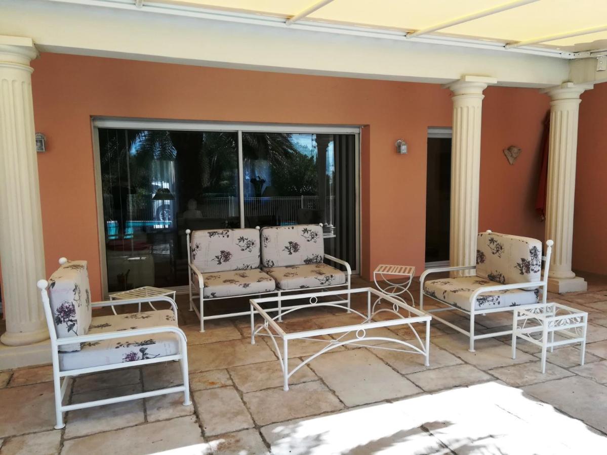 Les Cigalous Bed & Breakfast Restinclieres Ngoại thất bức ảnh